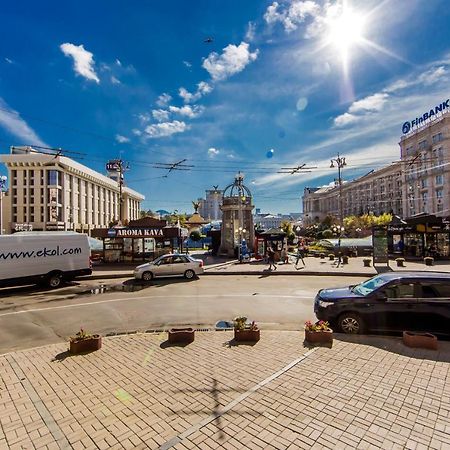 Two-Room Apartments On Maidan Nezavisimosti Kiew Exterior foto