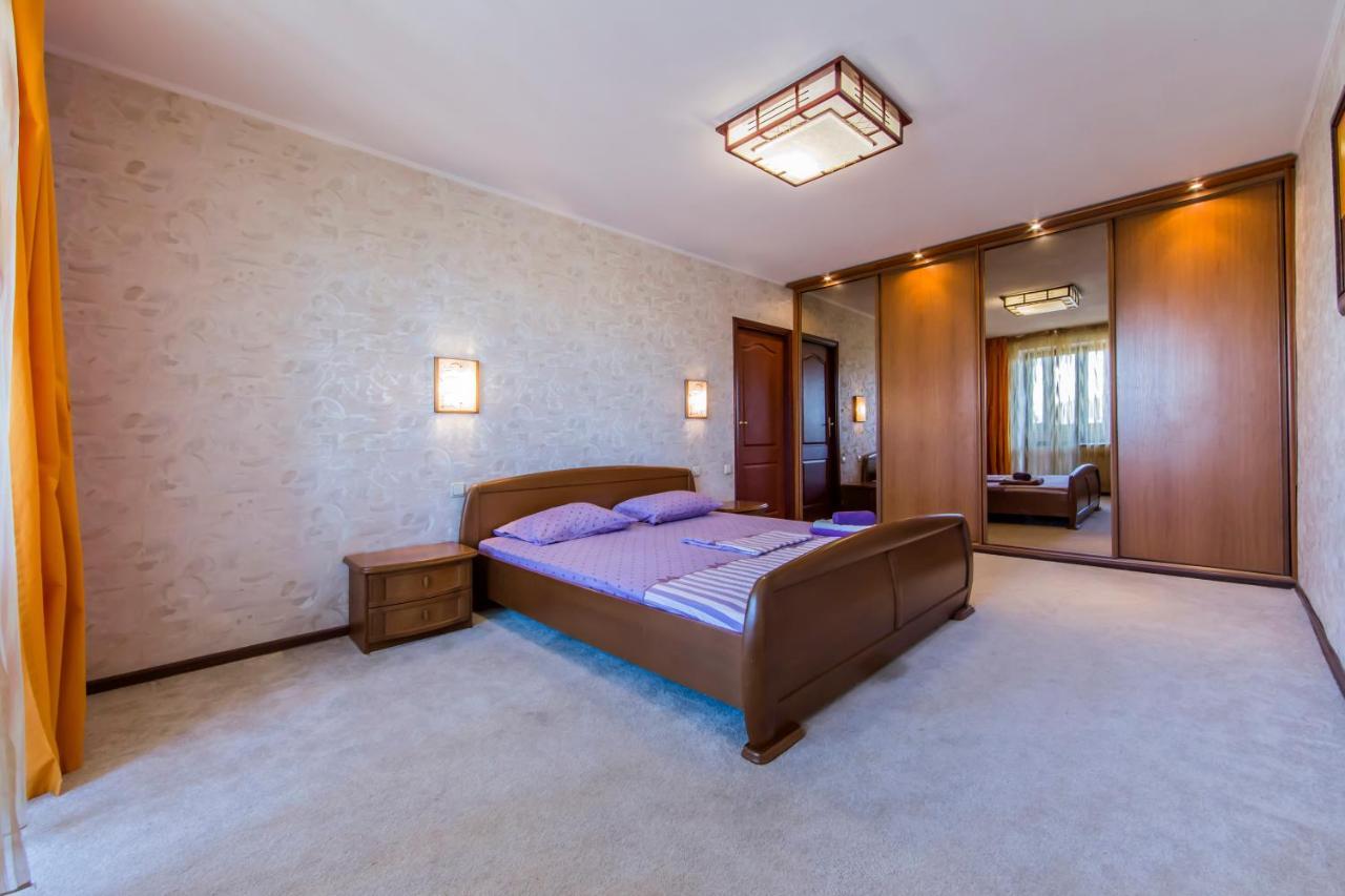 Two-Room Apartments On Maidan Nezavisimosti Kiew Exterior foto